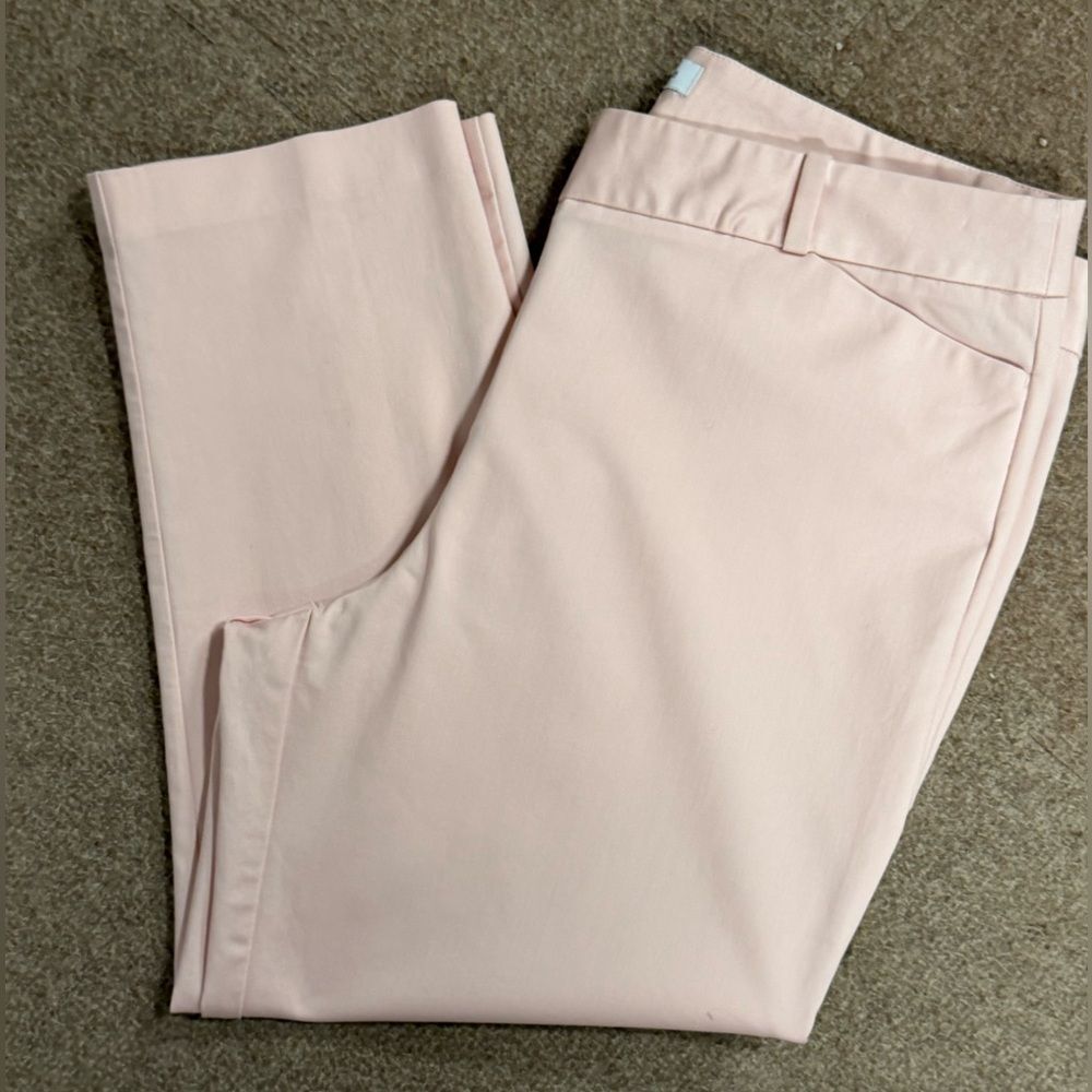 Liz Claiborne Emma High-Rise Carpri’s